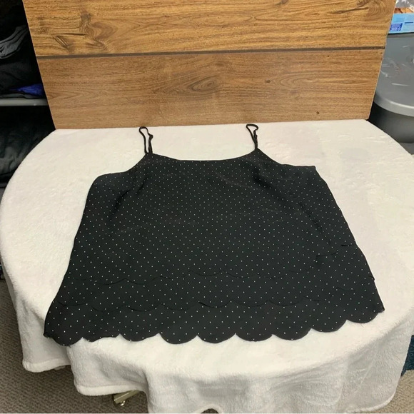 Elle black/white polka dot tiered bottom top size Large spaghetti straps - Picture 10 of 10